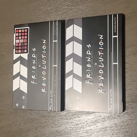 DISCONTINUED. Friends X Makeup Revolution Palette. - Picture 3 of 3